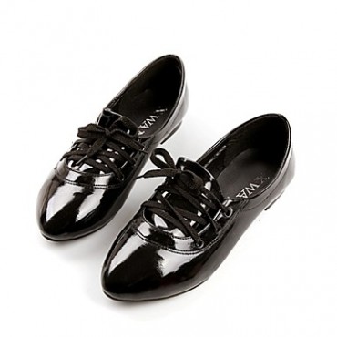 Women's / Girl's Spring / Summer / Fall / Winter Pointed Toe Patent Leather Outdoor / Dress / Casual Flat Heel Lace-upBlack / Pink /